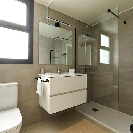 Aranya's Garden View Apartment *