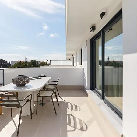 Aranya's Garden View Apartment Estepona