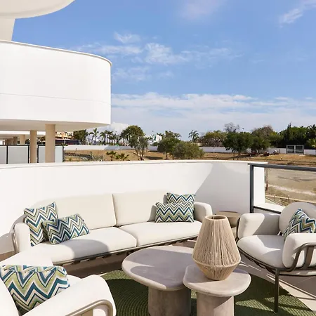 Aranya's Garden View Apartment Estepona