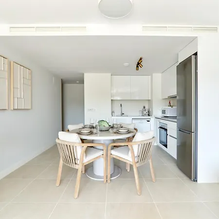 Aranya's Garden View Apartment *